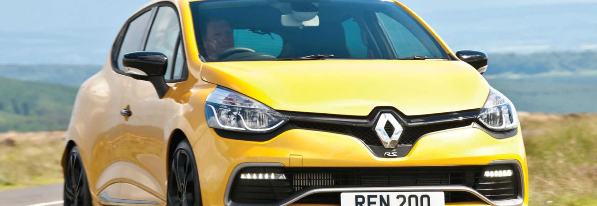 Renault Clio Renaultsport hatchback review 